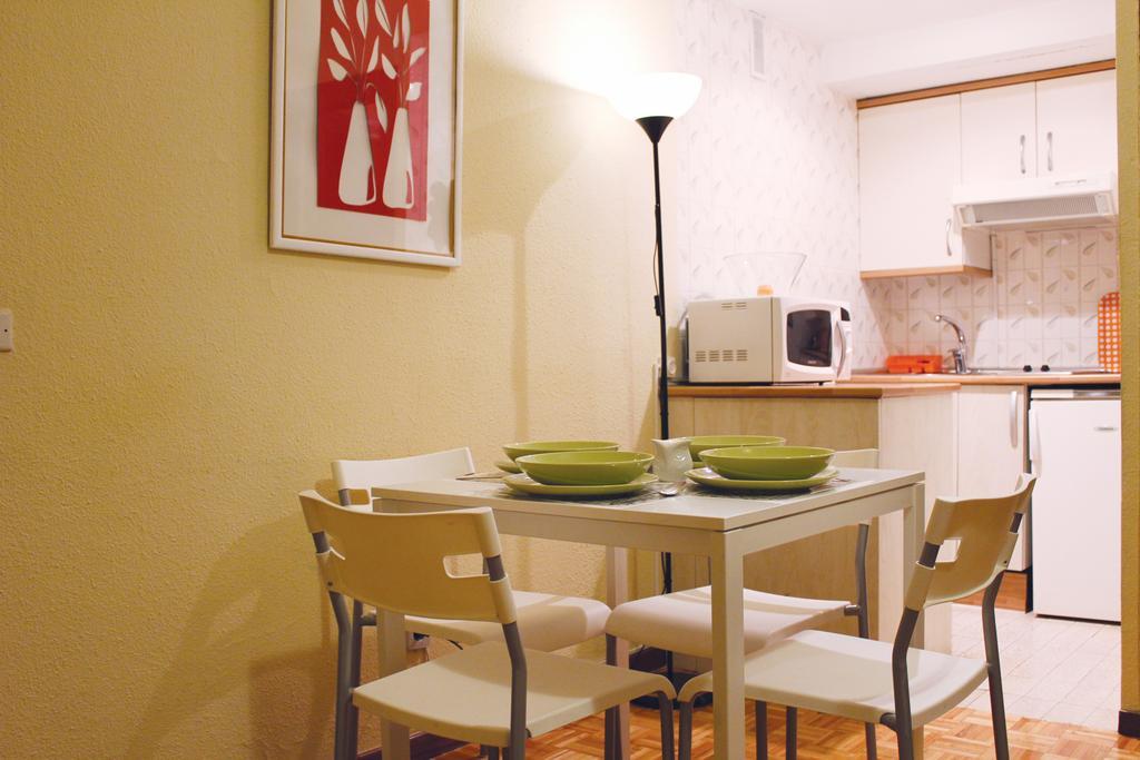 Apartamentos Callecultura مدريد الغرفة الصورة